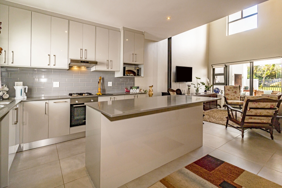 To Let 4 Bedroom Property for Rent in Croydon Gardens Estate Western Cape
